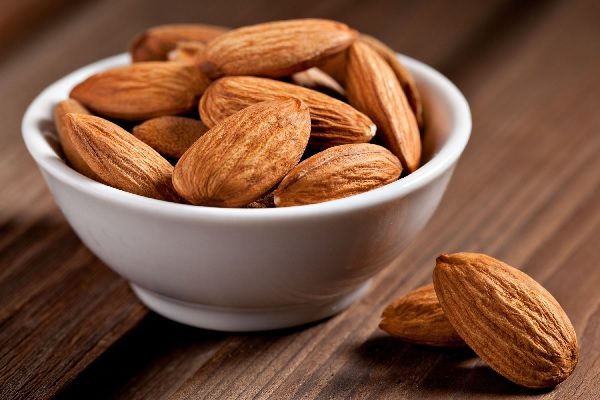 <b>Almonds</b>